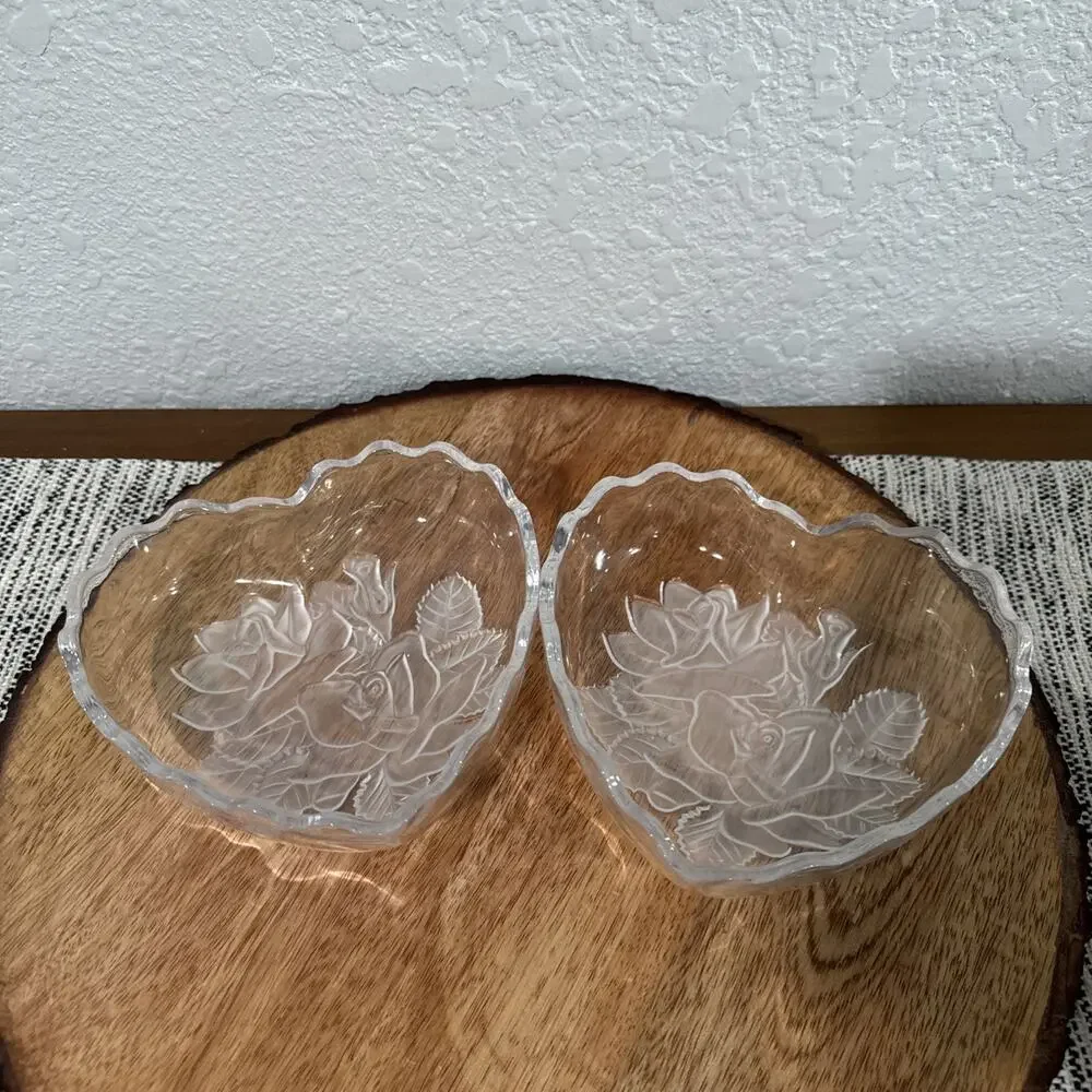 Home Beautiful Dish Crystal Covered Heart Box Rose Pearls Serve Candy Trinket Bo